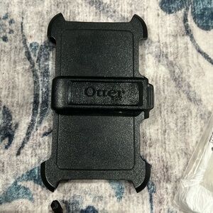 Otterbox Defender Belt clip/holster NWOT